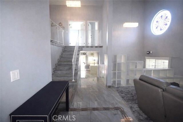 Detail Gallery Image 12 of 45 For 5302 Clark Cir, Westminster,  CA 92683 - 5 Beds | 3/1 Baths