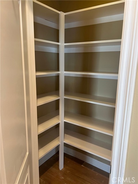 Detail Gallery Image 12 of 47 For 121 21st, Huntington Beach,  CA 92648 - 3 Beds | 4/1 Baths