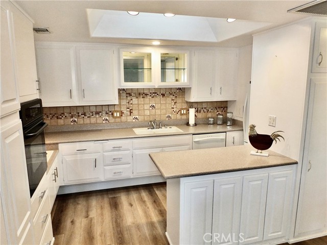 Detail Gallery Image 15 of 53 For 1560 Homewood Rd #114-L,  Seal Beach,  CA 90740 - 2 Beds | 2 Baths