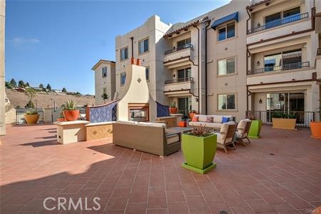 627 Deep Valley Drive, Rolling Hills Estates CA: https://media.crmls.org/medias/9a1bc395-ec93-423d-8d23-3866fde63b73.jpg