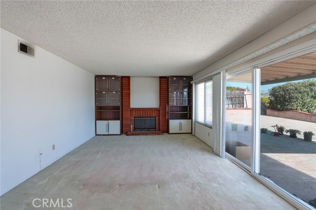 Detail Gallery Image 12 of 51 For 330 Amberwood Dr, Walnut,  CA 91789 - 5 Beds | 3 Baths