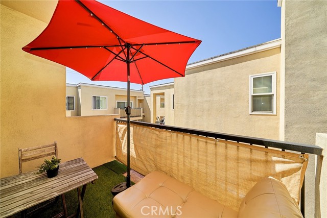 Detail Gallery Image 22 of 30 For 300 E Providencia Ave #211,  Burbank,  CA 91502 - 1 Beds | 1 Baths