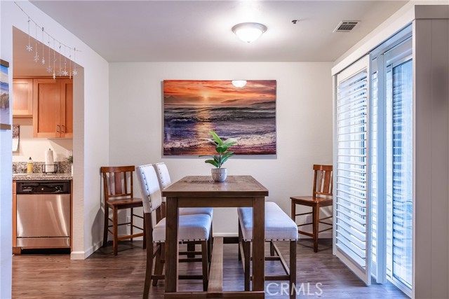 Detail Gallery Image 5 of 23 For 1033 Southwood Dr #O,  San Luis Obispo,  CA 93401 - 2 Beds | 2 Baths