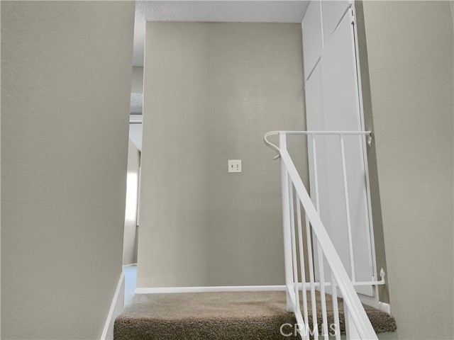 Detail Gallery Image 14 of 26 For 2024 S Bon View Ave #D,  Ontario,  CA 91761 - 3 Beds | 2/1 Baths