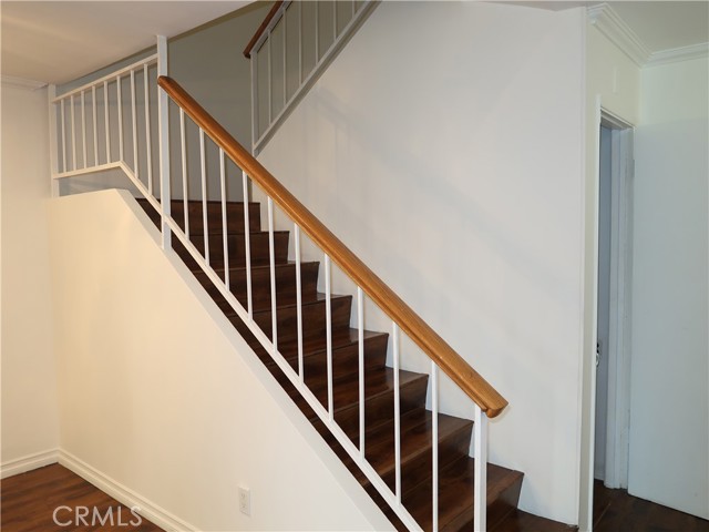 Detail Gallery Image 23 of 37 For 8055 Canby Ave #5,  Reseda,  CA 91335 - 3 Beds | 2/1 Baths
