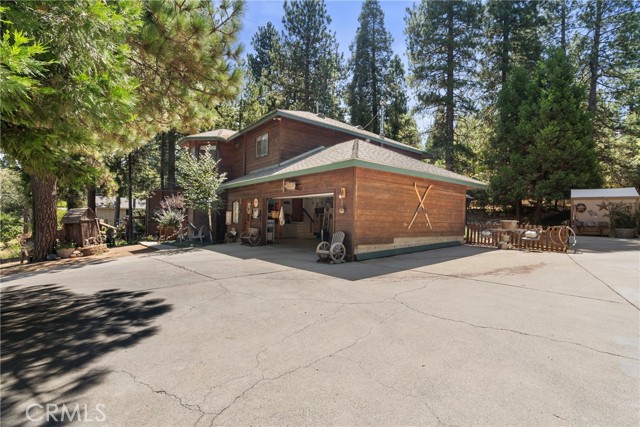 116 Pine Ridge Road, Crestline CA: https://media.crmls.org/medias/9a1f6d09-27cf-4357-8335-46de757c2a93.jpg