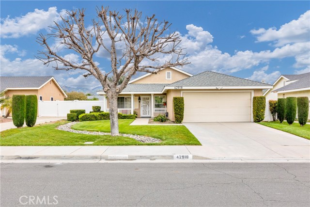 Detail Gallery Image 2 of 39 For 42918 Charlton Ave, Hemet,  CA 92544 - 3 Beds | 2 Baths