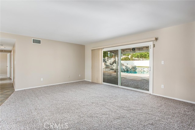 Detail Gallery Image 10 of 47 For 740 E Parkdale Dr, San Bernardino,  CA 92404 - 4 Beds | 2/1 Baths