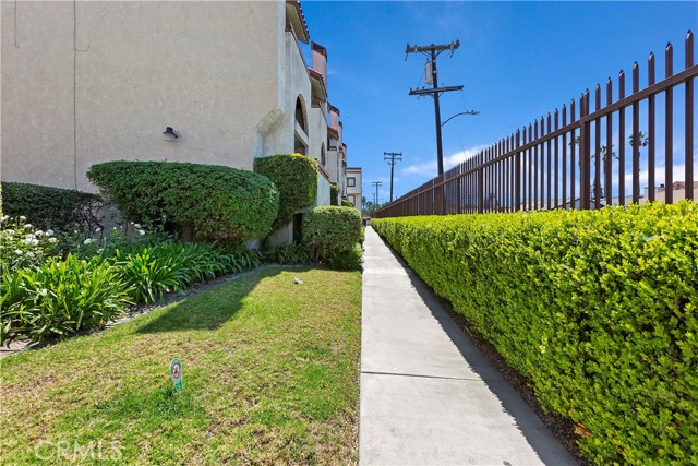 Image 3 for 910 S Kemp Ave, Compton, CA 90220