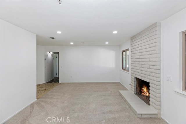 Detail Gallery Image 8 of 74 For 7150 Clydesdale, Highland,  CA 92346 - 4 Beds | 3 Baths