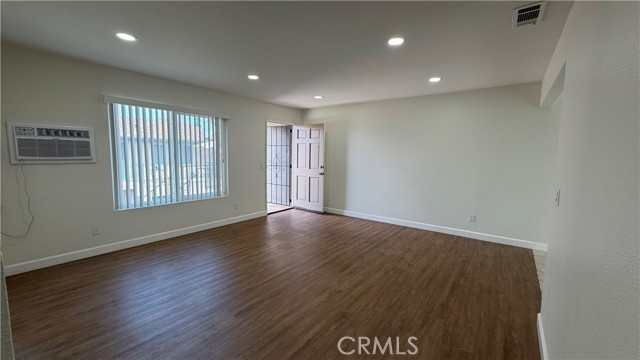 Detail Gallery Image 3 of 15 For 15923 La Forge #C,  Whittier,  CA 90603 - 2 Beds | 2 Baths