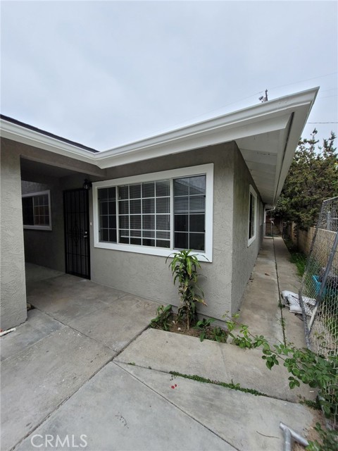 Detail Gallery Image 11 of 18 For 402 E Glendale Dr, Orange,  CA 92865 - 6 Beds | 4 Baths