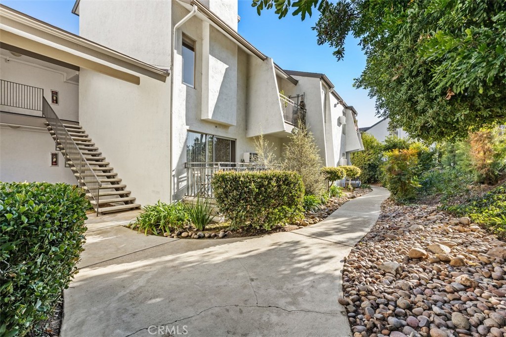 7506 Parkway Drive #104