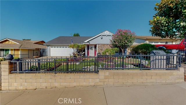 Detail Gallery Image 1 of 1 For 2888 Bangor Ave, Highland,  CA 92346 - 3 Beds | 2 Baths