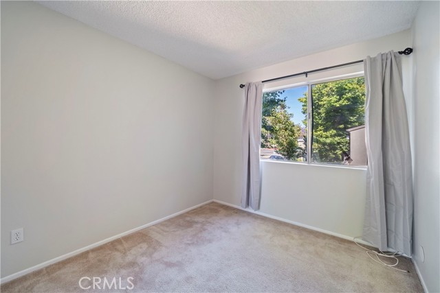 18516 Mayall Street, Northridge CA: https://media.crmls.org/medias/9a25df9f-588a-4190-84e1-ab747764bd82.jpg