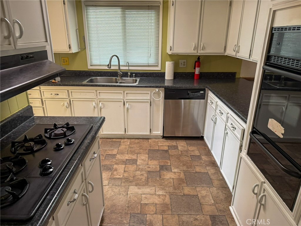 MLS #OC25264890 image #6