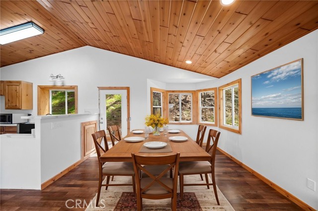 781 Arbula Drive, Crestline CA: https://media.crmls.org/medias/9a2650ea-f8b2-44eb-9cd0-f3f0404db267.jpg