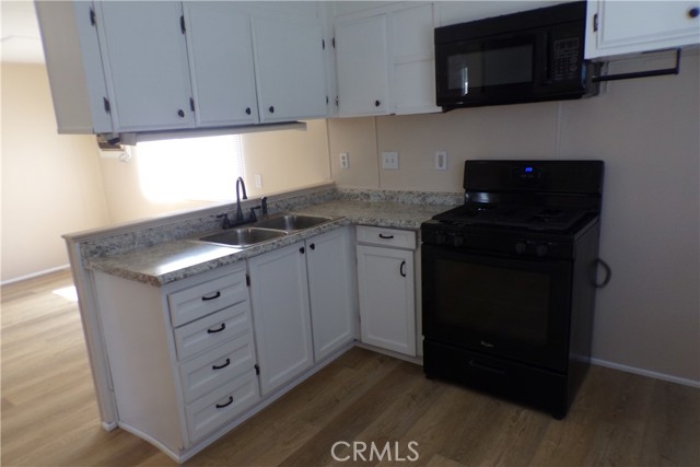 Detail Gallery Image 5 of 12 For 12710 3rd St #56,  Yucaipa,  CA 92399 - 2 Beds | 1 Baths