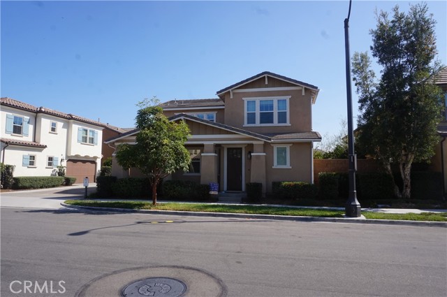 Detail Gallery Image 2 of 22 For 62 Barnes, Tustin,  CA 92782 - 4 Beds | 3 Baths