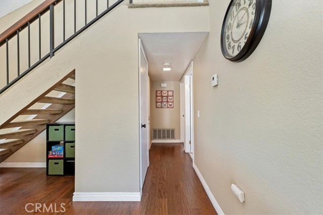 Detail Gallery Image 21 of 31 For 1932 E Yale St #B,  Ontario,  CA 91764 - 3 Beds | 1/1 Baths