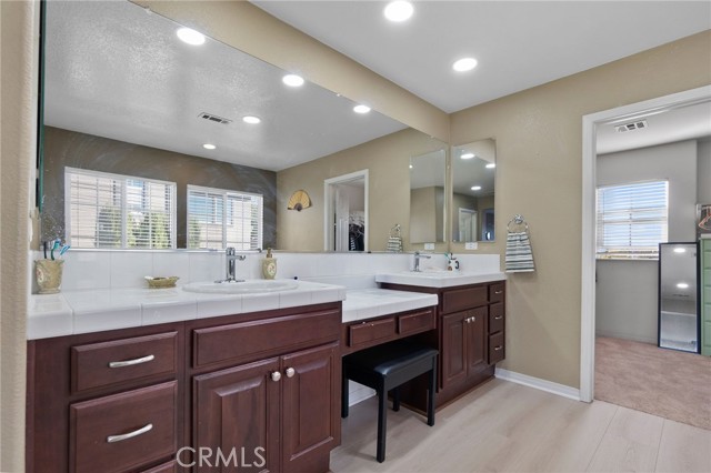 Detail Gallery Image 32 of 40 For 39396 Shree, Temecula,  CA 92591 - 4 Beds | 3/1 Baths