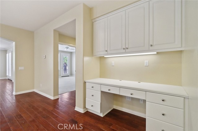 27 Antique Rose, Irvine CA: https://media.crmls.org/medias/9a285230-50c4-484e-b9f0-9dd06ff44b9a.jpg