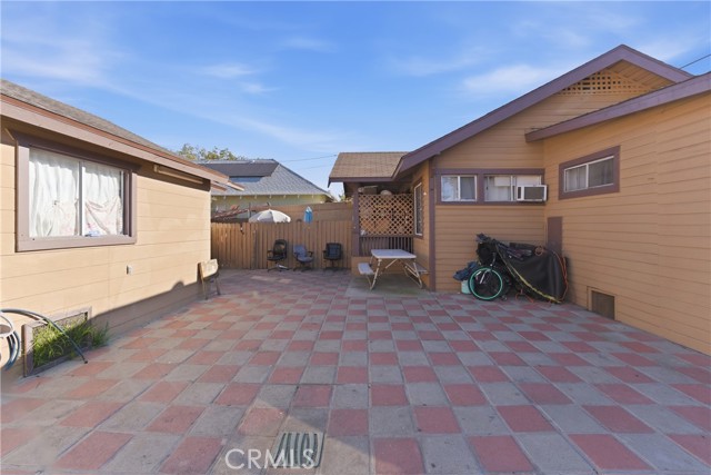 Detail Gallery Image 18 of 57 For 608 W 52nd, Los Angeles,  CA 90037 - 3 Beds | 2 Baths