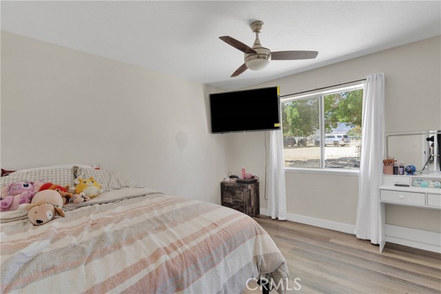 10325 Sheep Creek Road, Phelan CA: https://media.crmls.org/medias/9a293198-cbdf-4d01-98a0-3ac2af2e441e.jpg