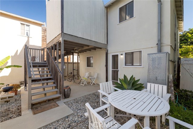 Detail Gallery Image 31 of 34 For 1035 Loma Dr, Hermosa Beach,  CA 90254 - – Beds | – Baths