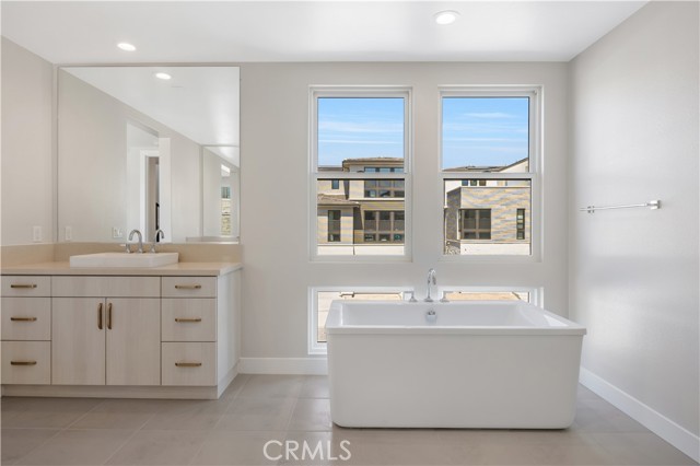 173 Creation, Irvine CA: https://media.crmls.org/medias/9a2a4801-178f-4317-bf1e-e59514b8c65c.jpg