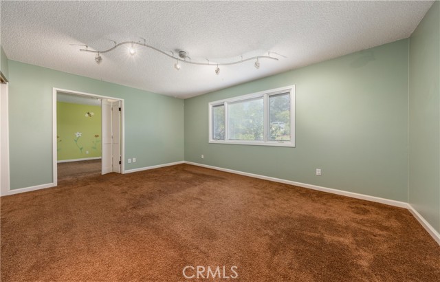 Detail Gallery Image 23 of 38 For 645 Alta Loma Dr, Redlands,  CA 92373 - 4 Beds | 2 Baths