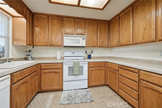 Detail Gallery Image 10 of 31 For 18841 Spyglass, Hidden Valley Lake,  CA 95467 - 3 Beds | 2 Baths