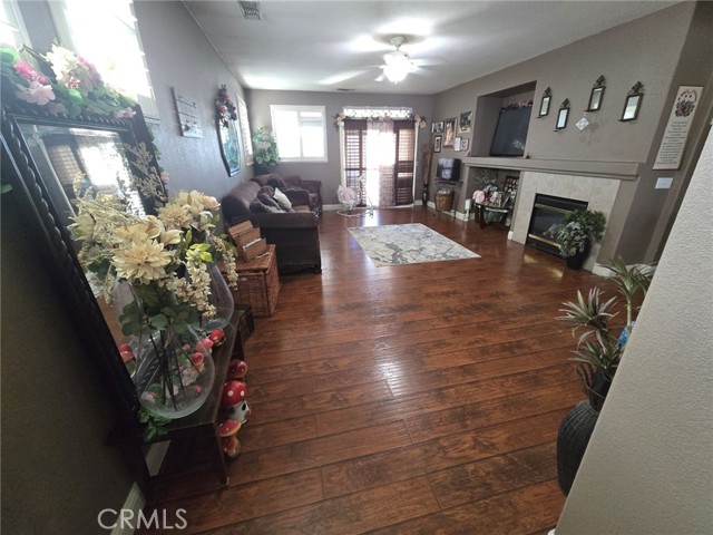 Detail Gallery Image 5 of 15 For 435 Petunia Ct, Merced,  CA 95341 - 3 Beds | 2 Baths