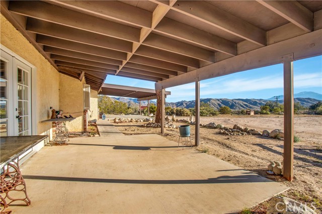 Detail Gallery Image 4 of 70 For 8949 Desert Willow Trl, Morongo Valley,  CA 92256 - 3 Beds | 2 Baths