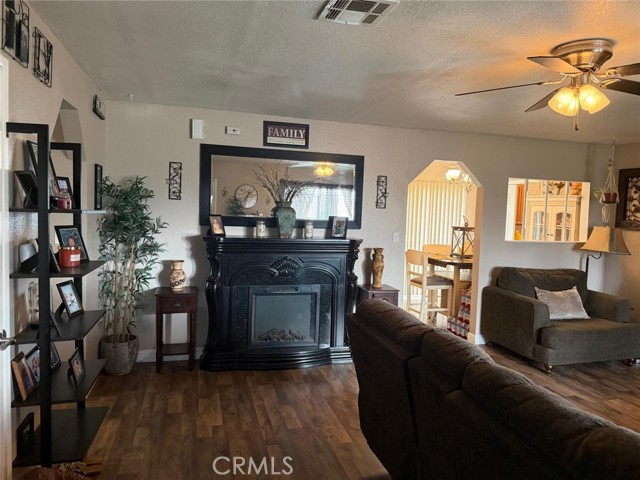 Detail Gallery Image 33 of 46 For 5109 Center, Modesto,  CA 95357 - 2 Beds | 2 Baths