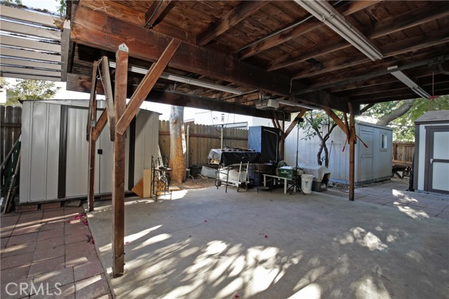 404 N Vinedo Avenue, Pasadena CA: https://media.crmls.org/medias/9a2e3556-c78c-4d9f-99eb-1e629425f906.jpg