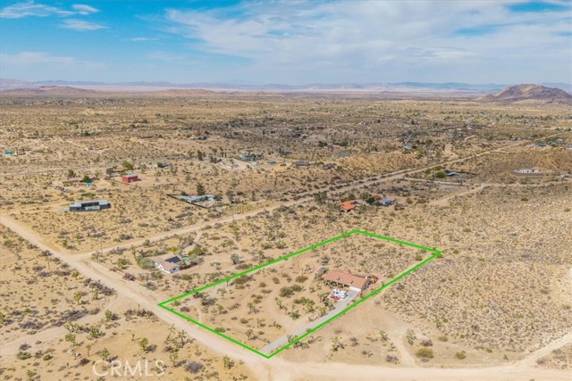 5115 Warren Vista Avenue, Yucca Valley CA: https://media.crmls.org/medias/9a2e3f89-7648-45da-93e3-b947100b809d.jpg