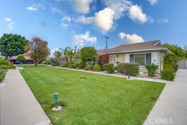 10234 Ascot Circle, Huntington Beach, CA 92646