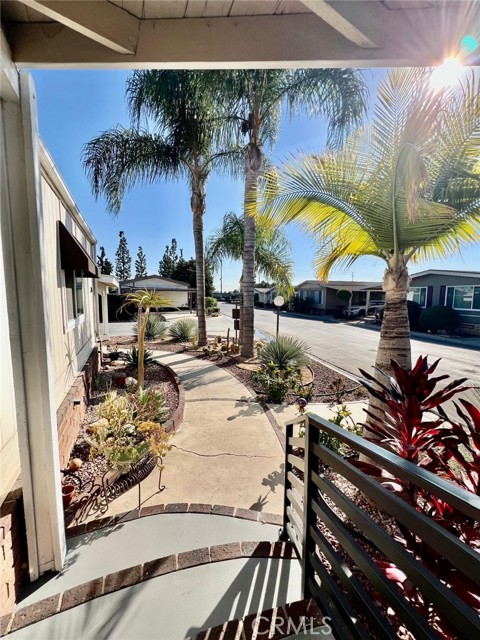 Image 24 of 45 For 215 Clearlake Circle 215