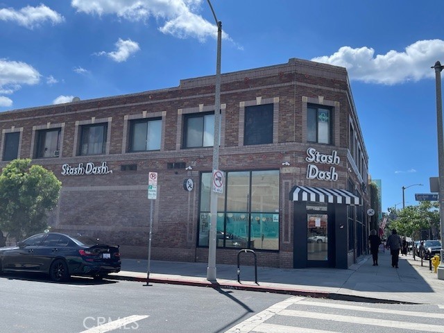  Commercial for Sale in Los Angeles, California
