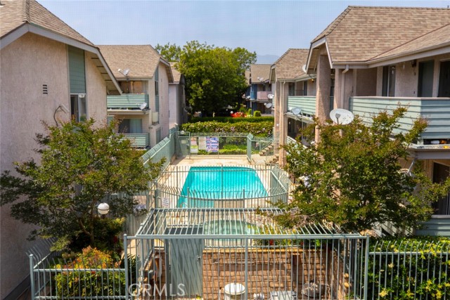 Detail Gallery Image 13 of 29 For 13100 Bromont Ave #8,  Sylmar,  CA 91342 - 2 Beds | 1 Baths