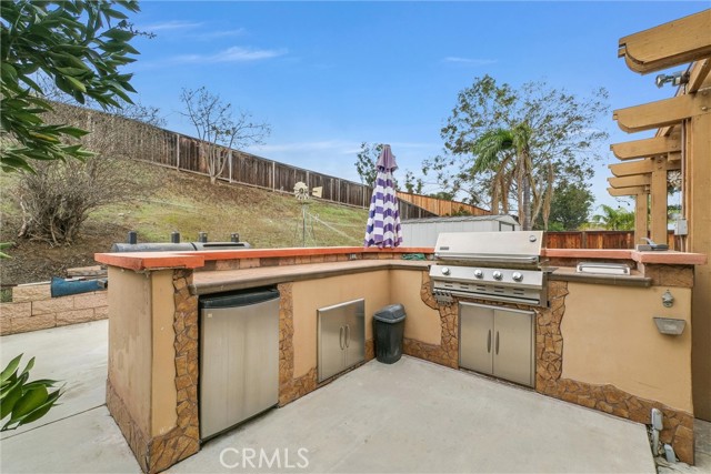 12284 Sandy Creek, Riverside CA: https://media.crmls.org/medias/9a30c847-1882-4946-b593-be07417aebf5.jpg