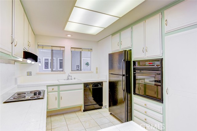 Detail Gallery Image 6 of 22 For 957 Calle Aragon #O,  Laguna Woods,  CA 92637 - 2 Beds | 2 Baths