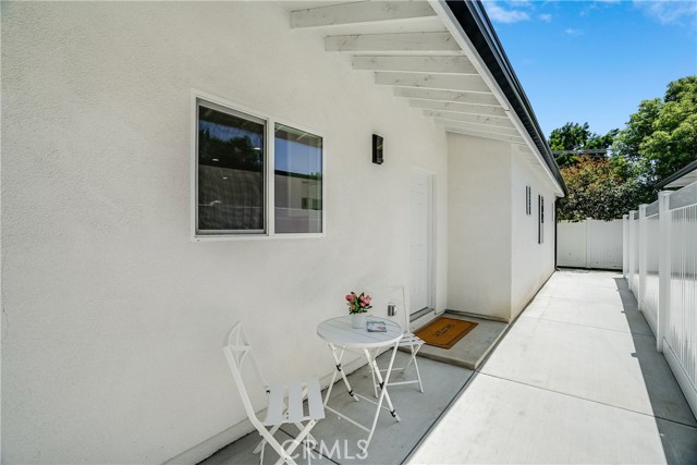 Detail Gallery Image 36 of 74 For 7008 Encino Ave, Lake Balboa,  CA 91406 - – Beds | – Baths