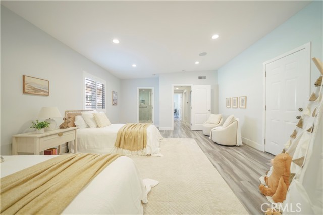Detail Gallery Image 31 of 57 For 22046 Kinzie St, Chatsworth,  CA 91311 - 3 Beds | 3 Baths