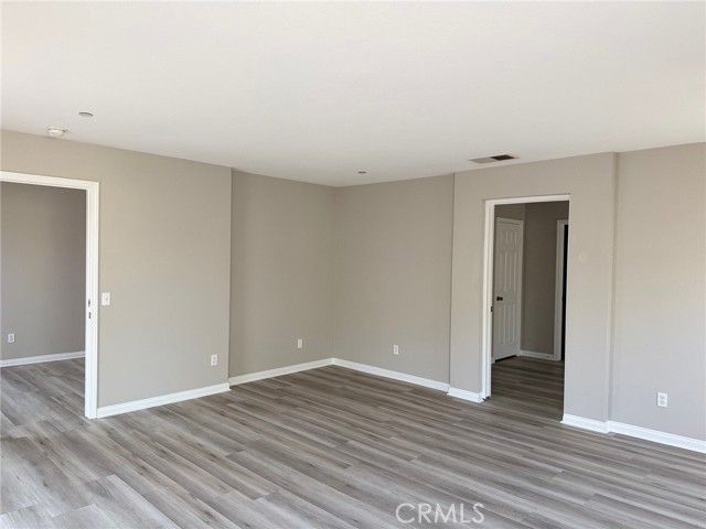 Detail Gallery Image 22 of 36 For 4547 Nicole Way, Riverside,  CA 92501 - 5 Beds | 3/1 Baths