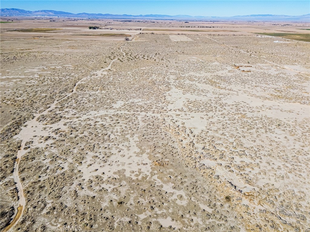 MLS #OC25280725 image #13