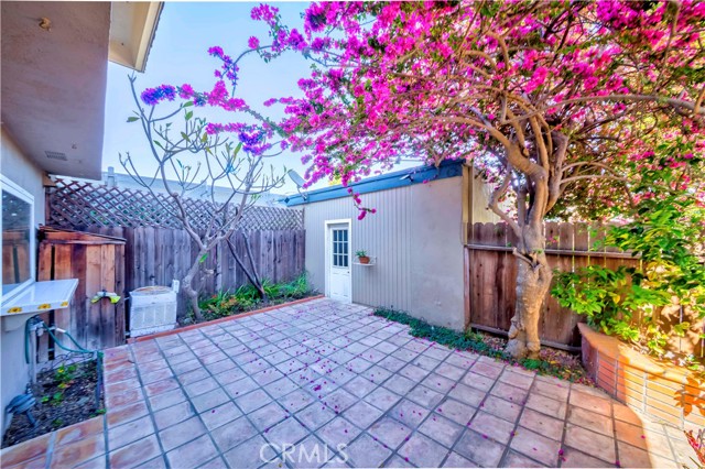 Detail Gallery Image 3 of 37 For 4394 Dina Ct, Cypress,  CA 90630 - 4 Beds | 2/1 Baths