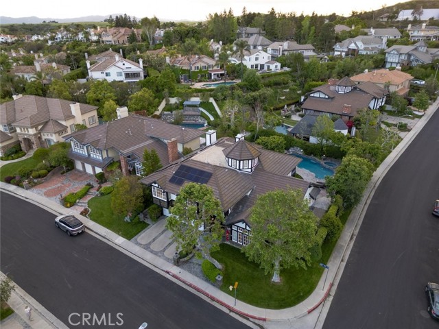 Detail Gallery Image 8 of 74 For 6037 Little Oak Ln, Woodland Hills,  CA 91367 - 5 Beds | 5 Baths