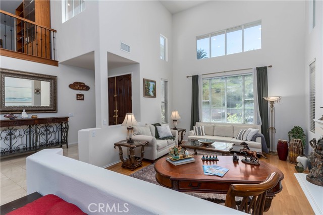 Detail Gallery Image 4 of 46 For 7371 Westcliff Dr, West Hills,  CA 91307 - 5 Beds | 5 Baths